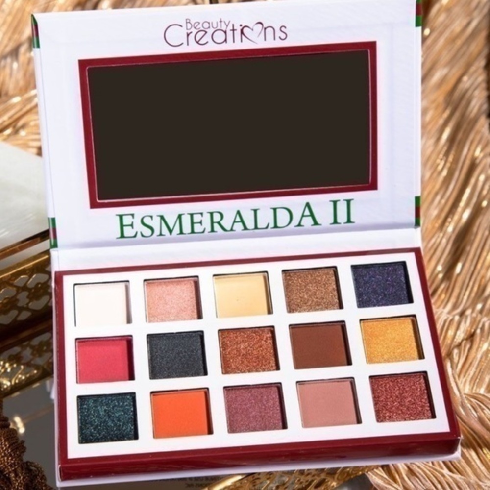 ESMERALDA PALETTE II By Beauty Creations
